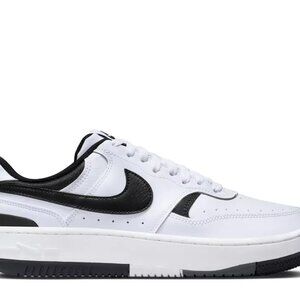 Womens NIKE GAMMA FORCE White Black LEATHER Sneaker Shoes US Size 6